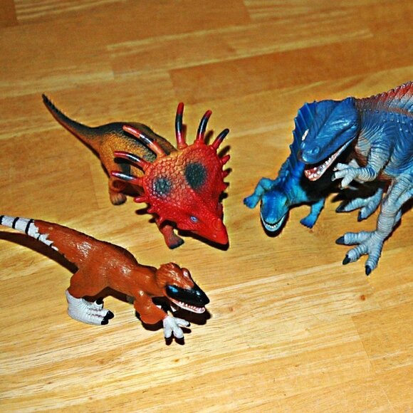 Dinosaurs Lot 6 Animal Prehistoric Figurines Toy Creatures - Picture 4 of 9